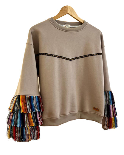 Balloon sleeve t-shirt with fringes